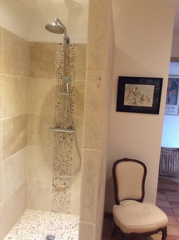 Atelier Soleil Bed and Breakfast Moustiers-Sainte-Marie Δωμάτιο φωτογραφία